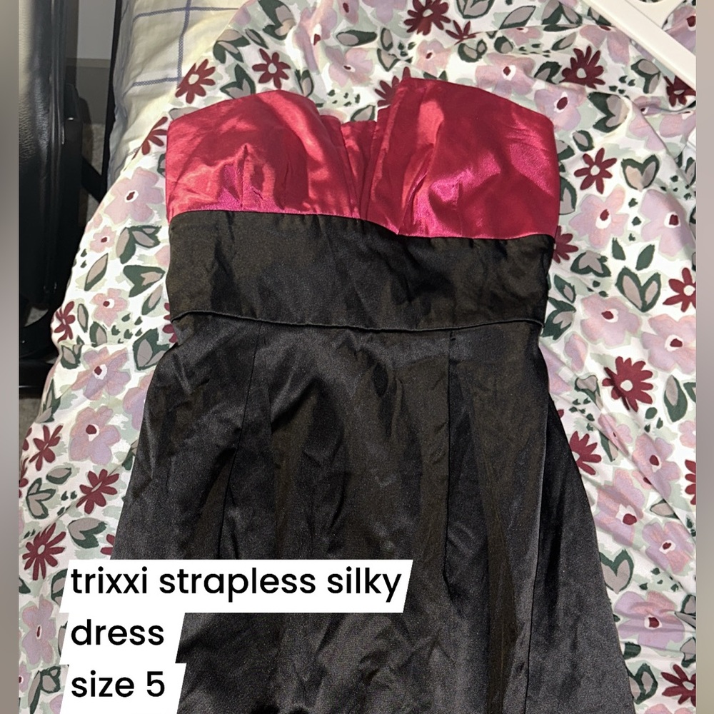 Sleeveless Pink & Black Silk Mini Dress